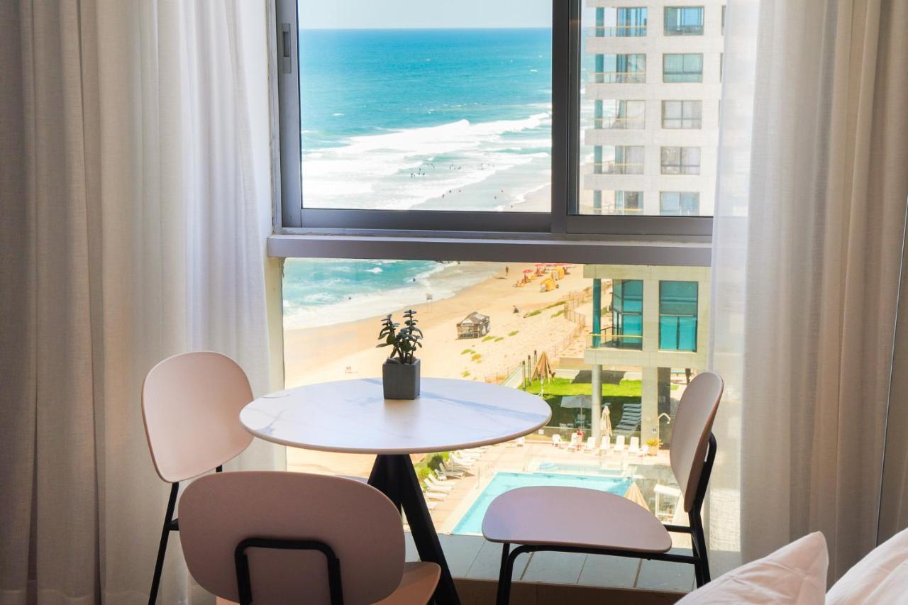 Lex Home In A Luxury Hotel Herzliya Exterior photo